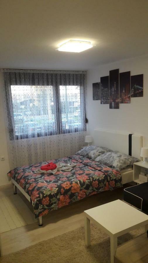 Studio Apartman Marija ซาเกร็บ ภายนอก รูปภาพ