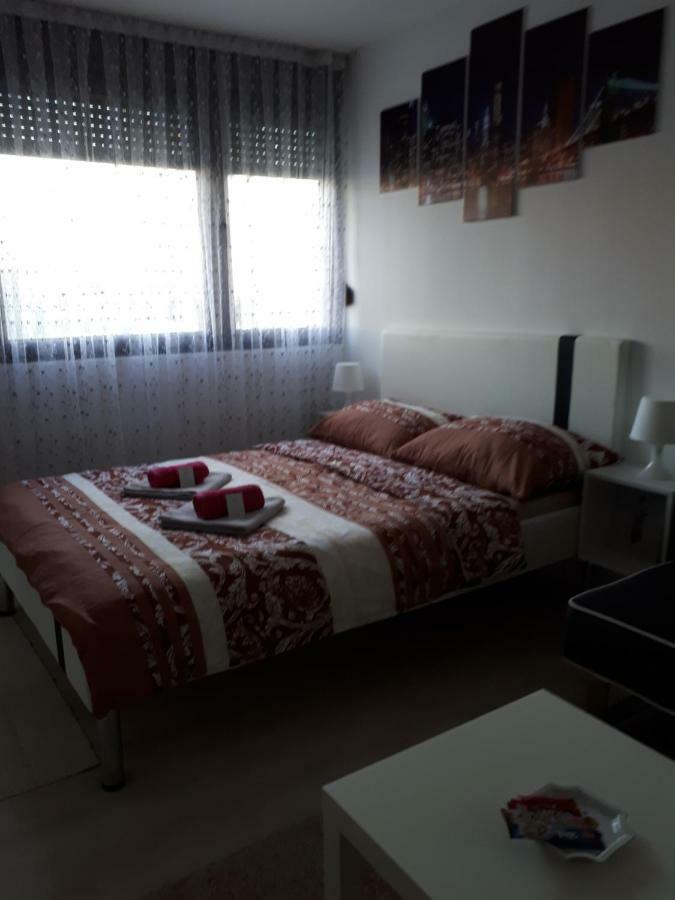 Studio Apartman Marija Apartment ซาเกร็บ ภายนอก รูปภาพ